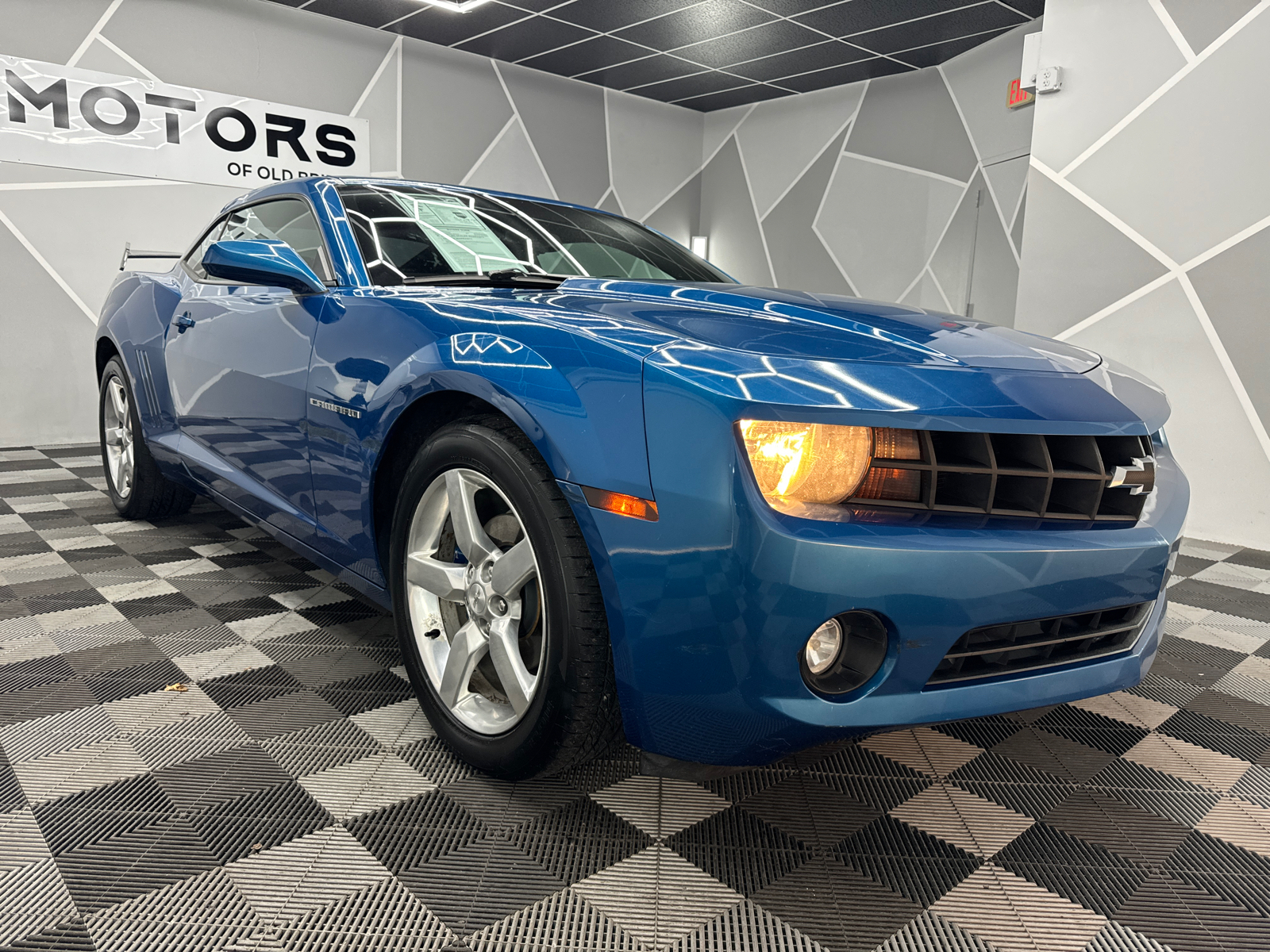 2010 Chevrolet Camaro LT Coupe 2D 13