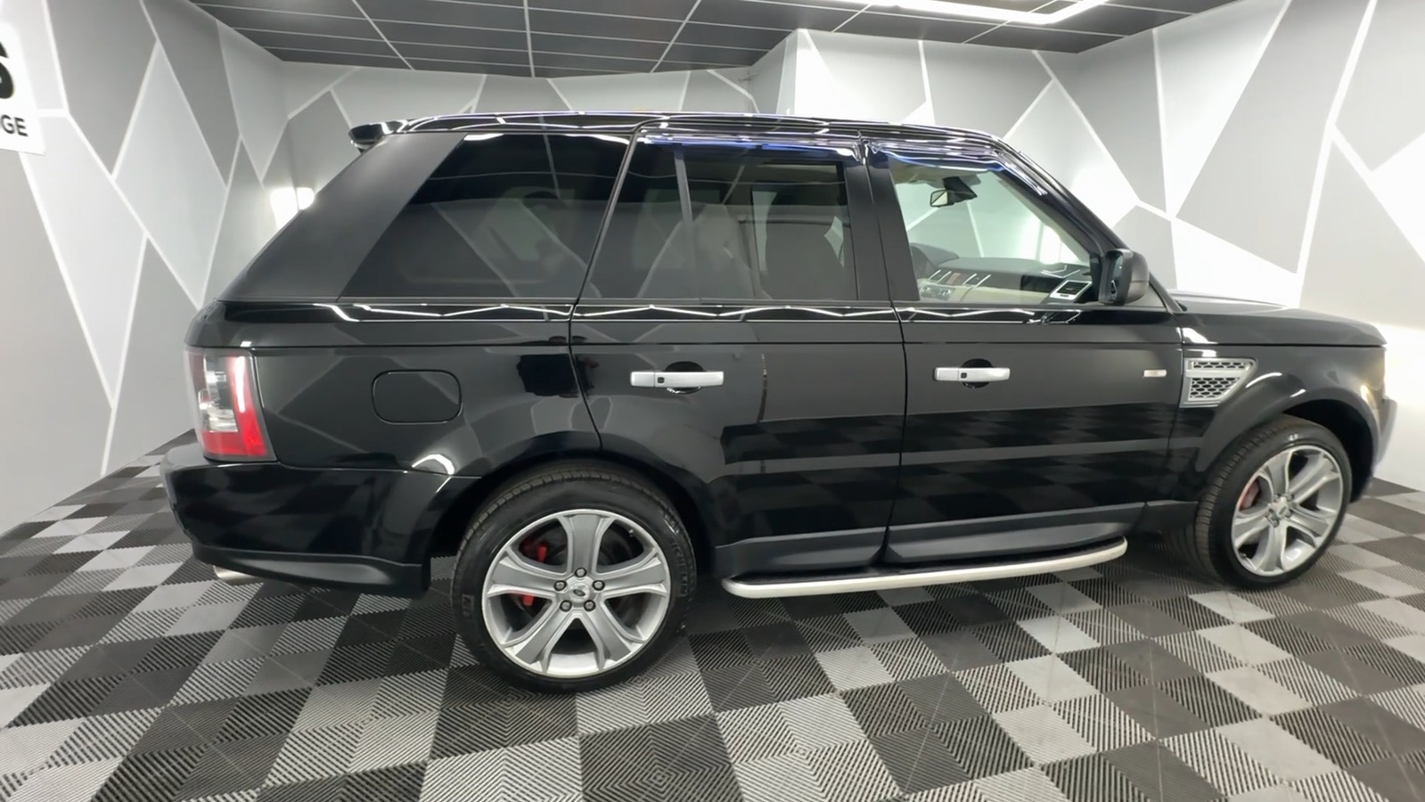 2011 Land Rover Range Rover Sport Supercharged Sport Utility 4D 16