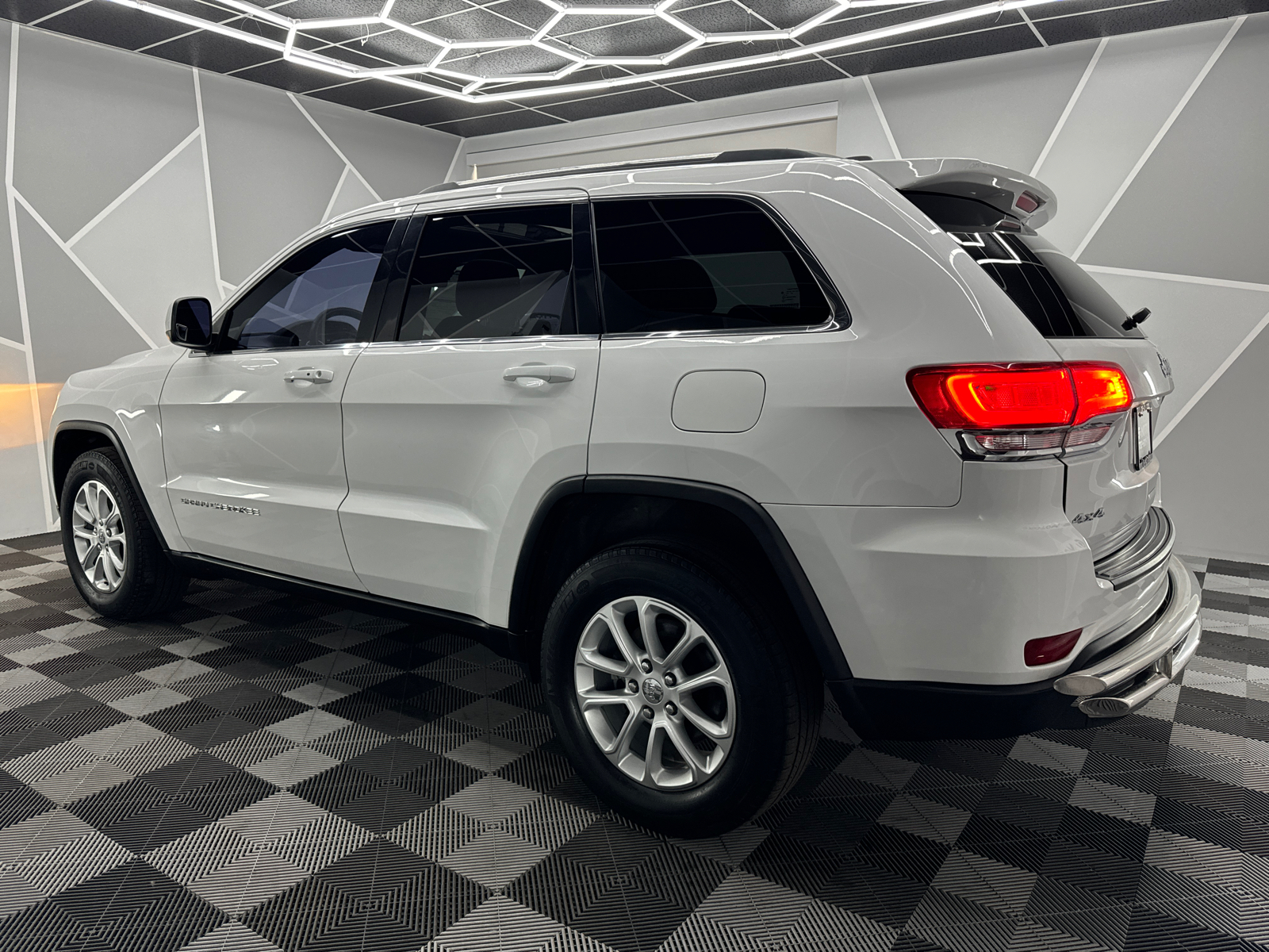 2014 Jeep Grand Cherokee Laredo Sport Utility 4D 4