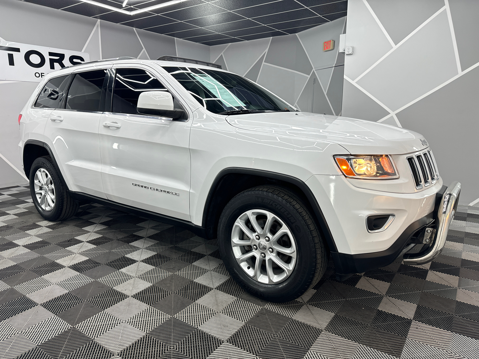 2014 Jeep Grand Cherokee Laredo Sport Utility 4D 12