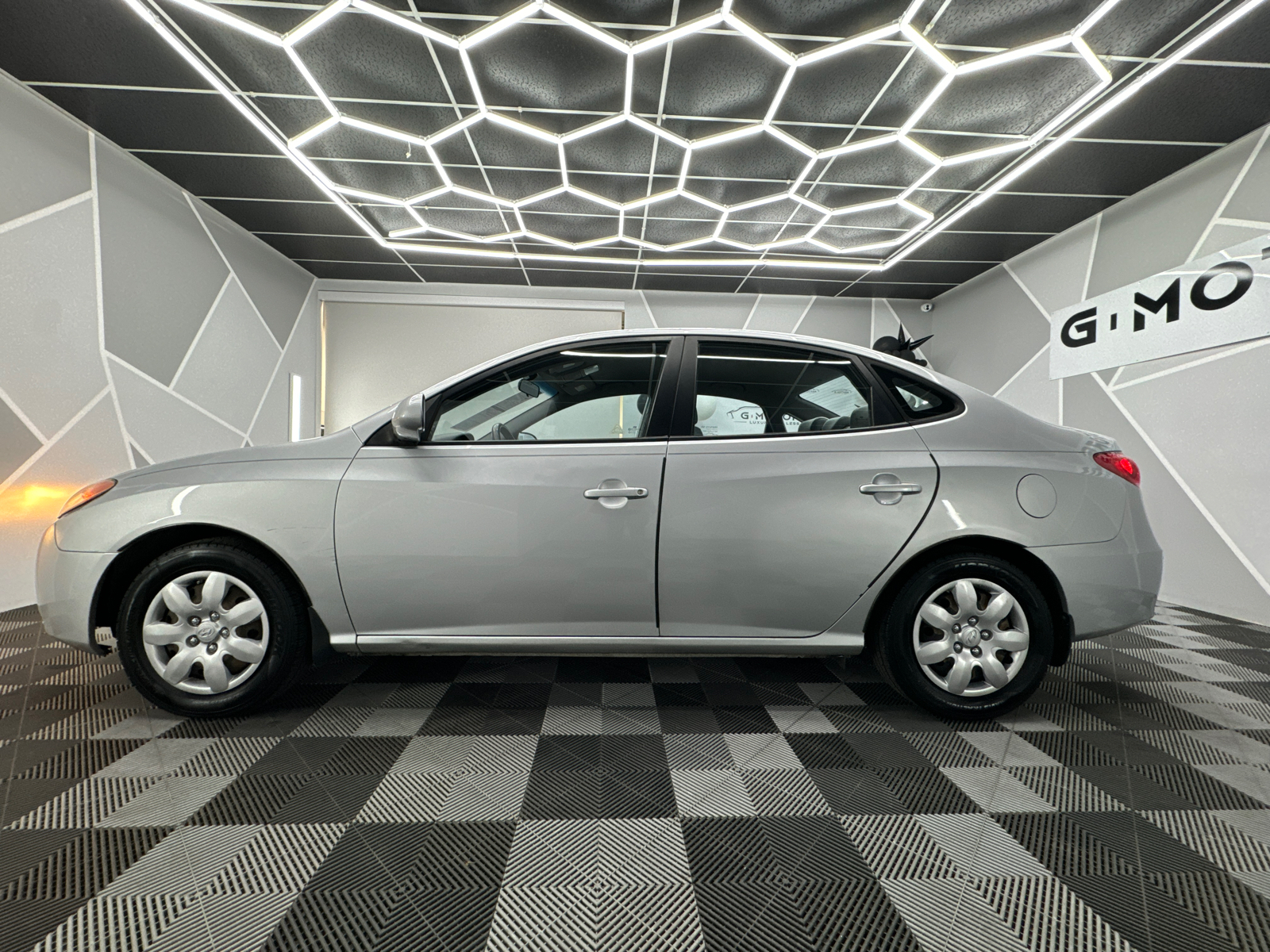 2008 Hyundai Elantra GLS Sedan 4D 3