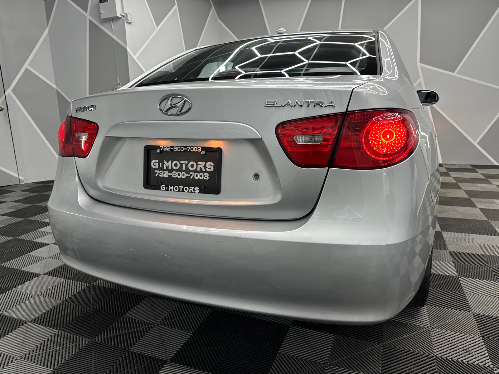 2008 Hyundai Elantra GLS Sedan 4D 8