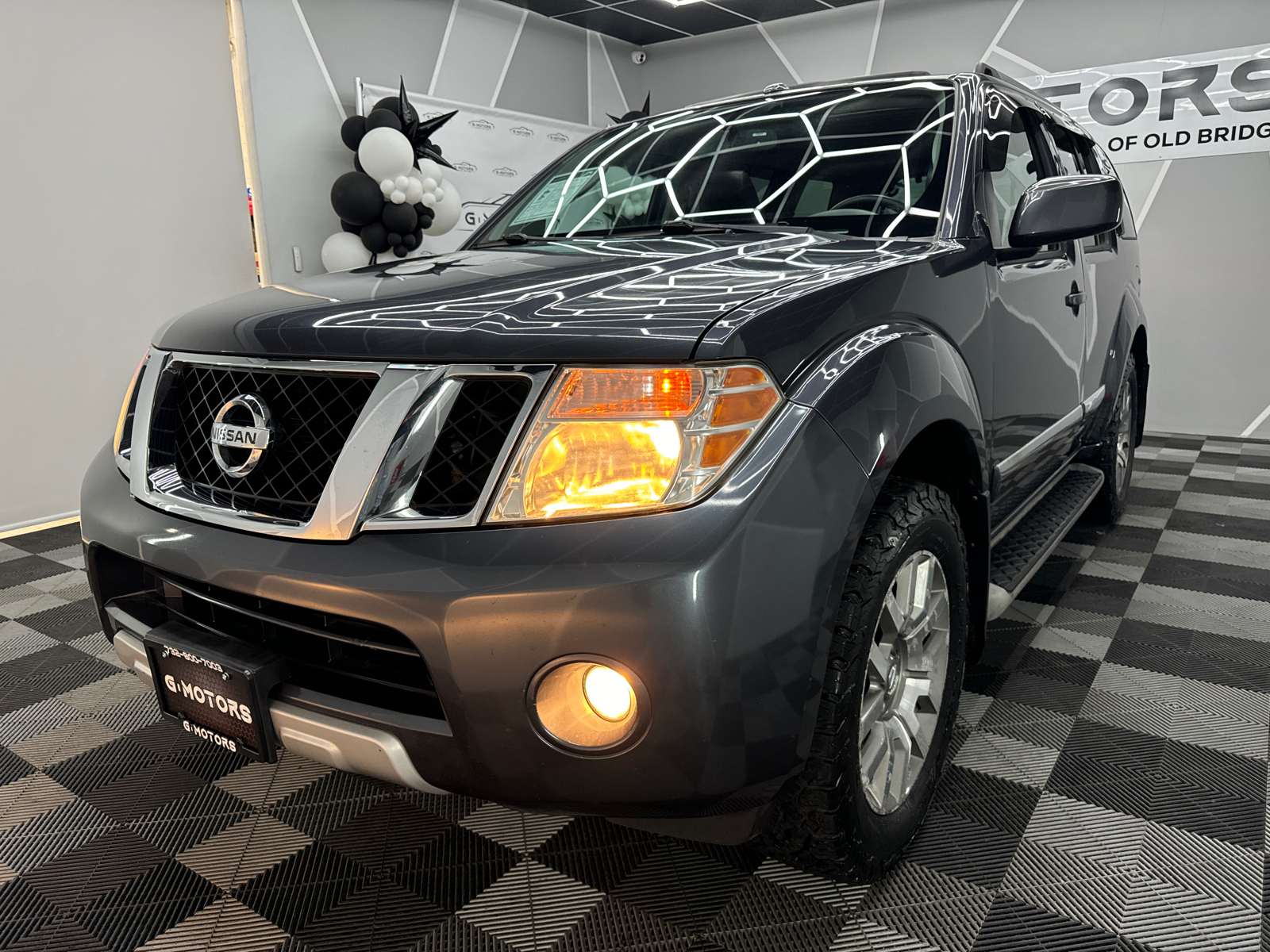 2011 Nissan Pathfinder S Sport Utility 4D 1