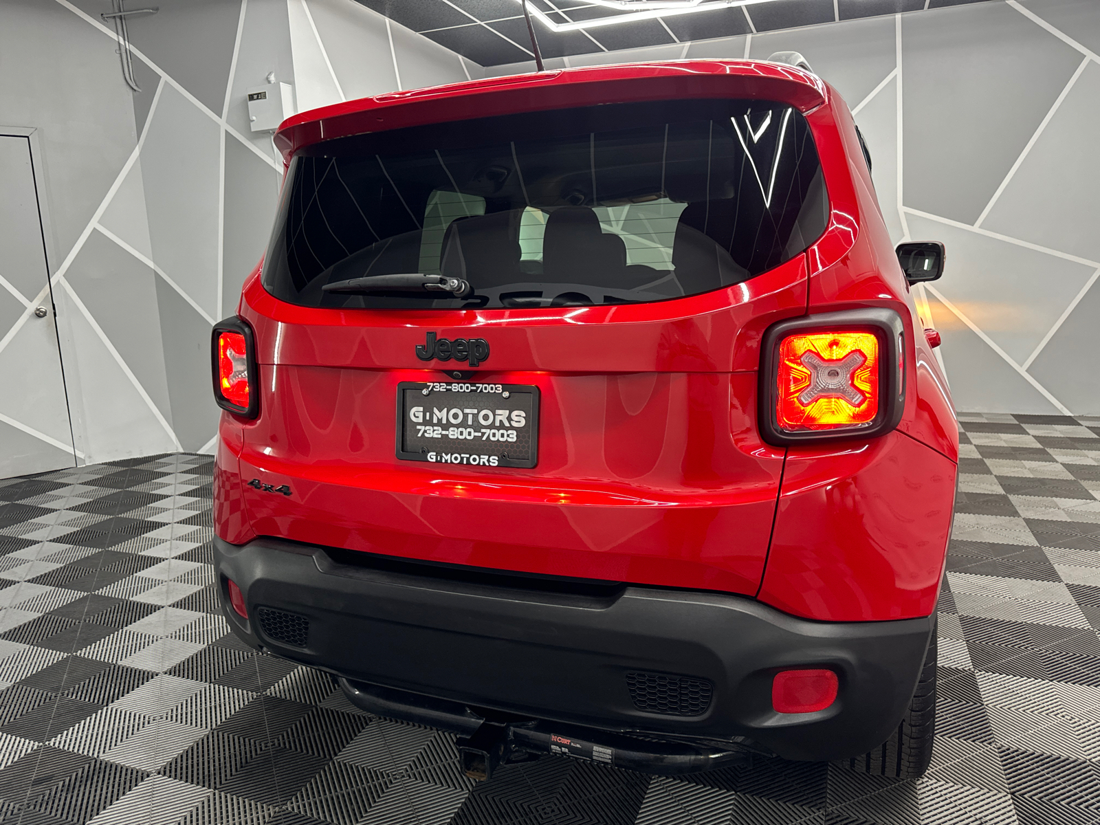 2017 Jeep Renegade Latitude Sport Utility 4D 8