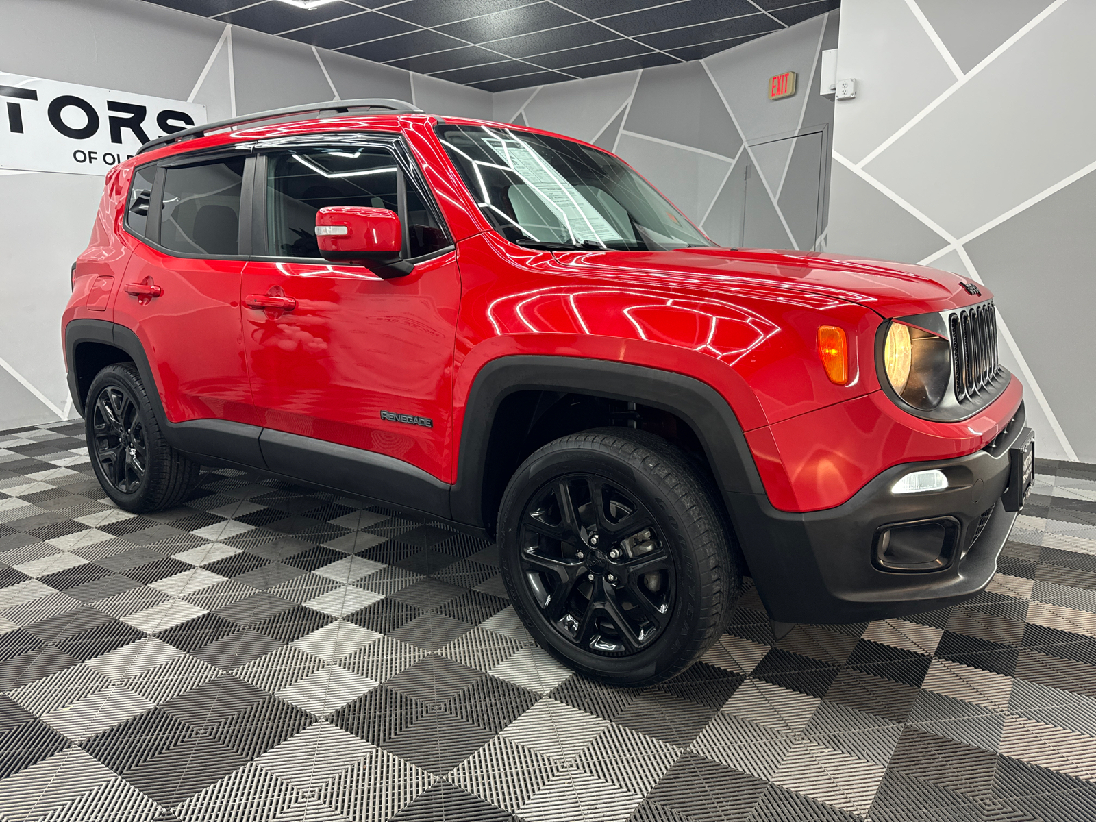 2017 Jeep Renegade Latitude Sport Utility 4D 12