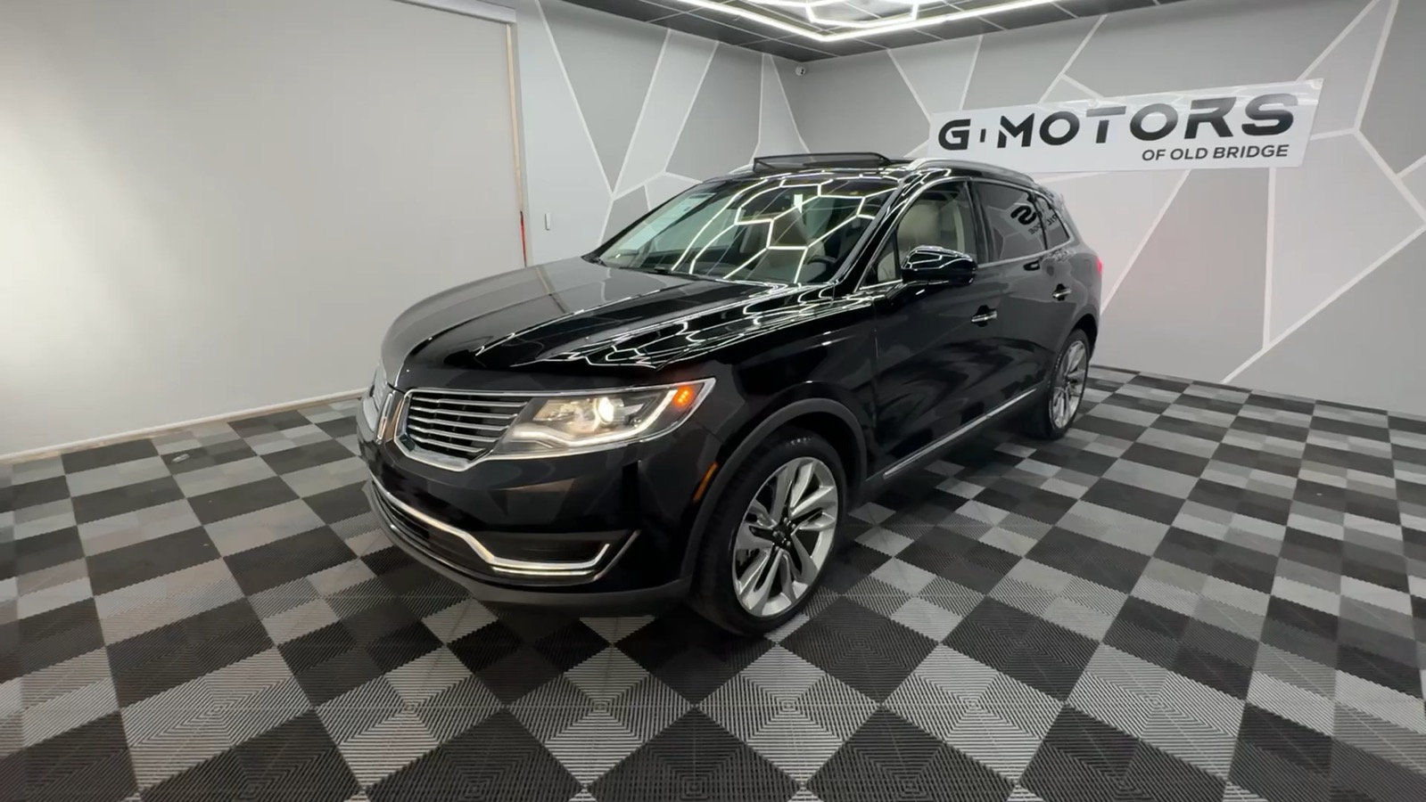 2016 Lincoln MKX Reserve Sport Utility 4D 1