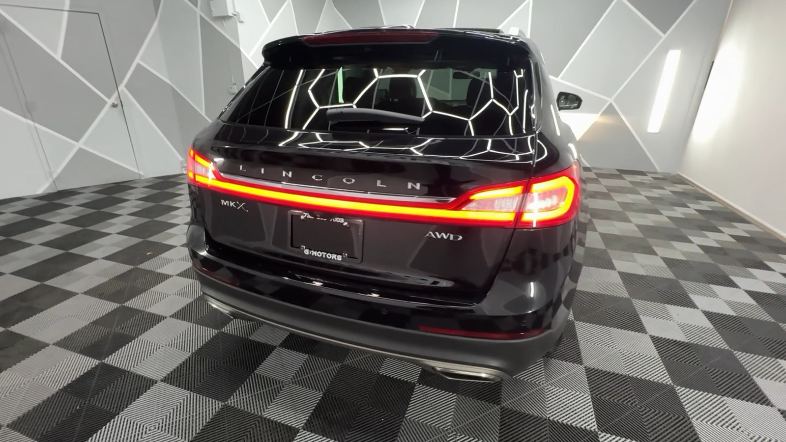 2016 Lincoln MKX Reserve Sport Utility 4D 10