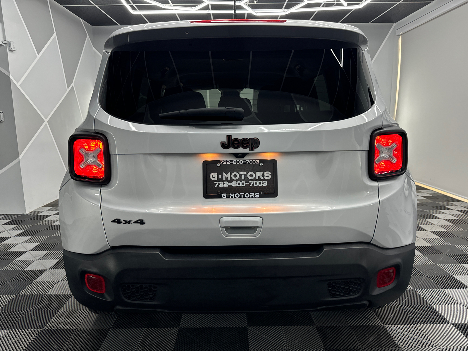 2020 Jeep Renegade Latitude Sport Utility 4D 7