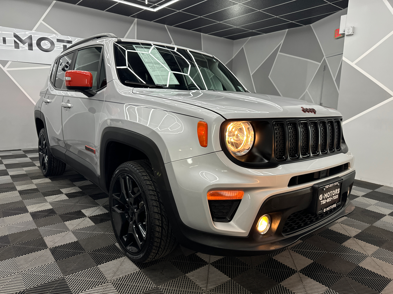 2020 Jeep Renegade Latitude Sport Utility 4D 13