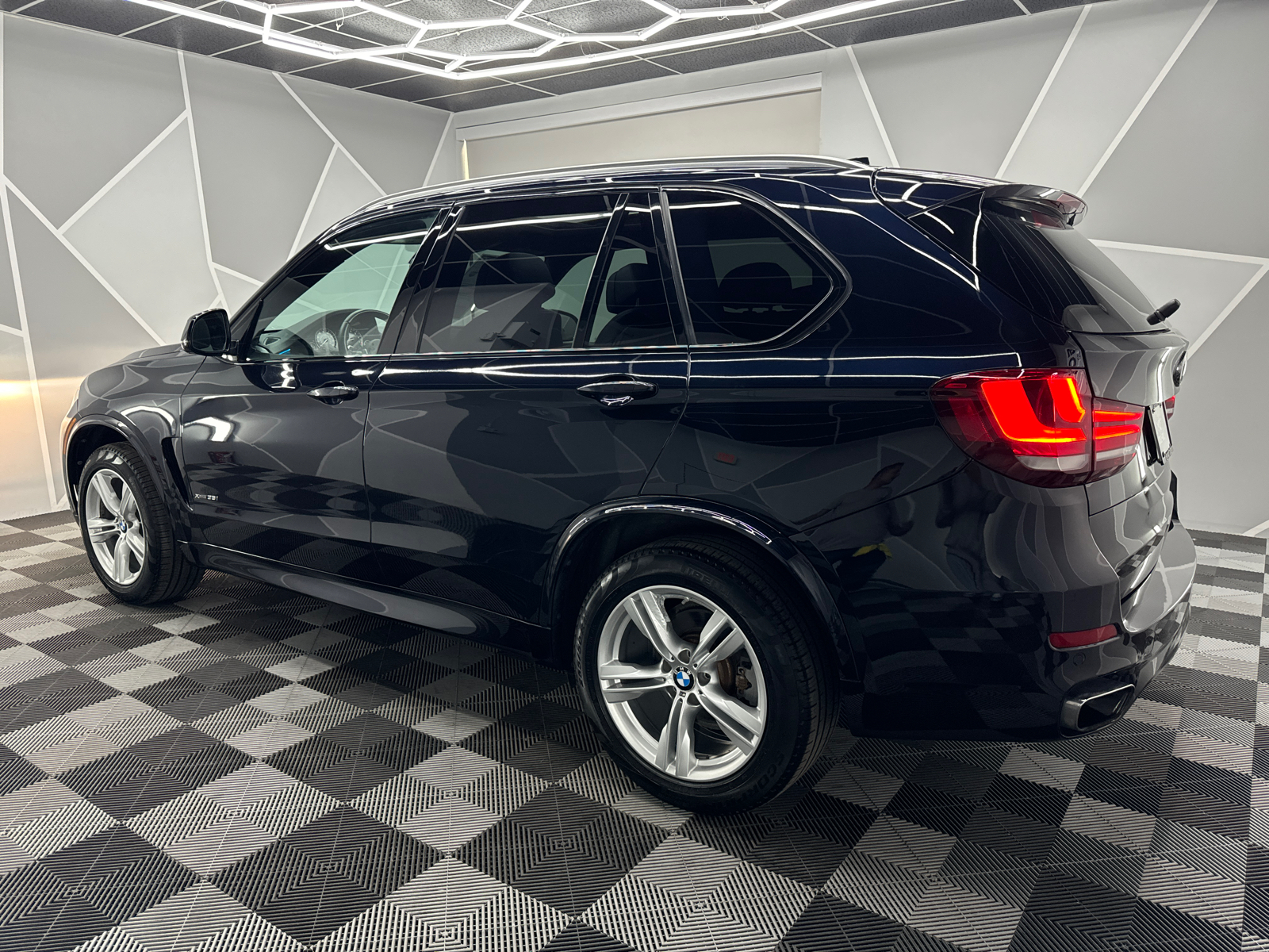 2017 BMW X5  4