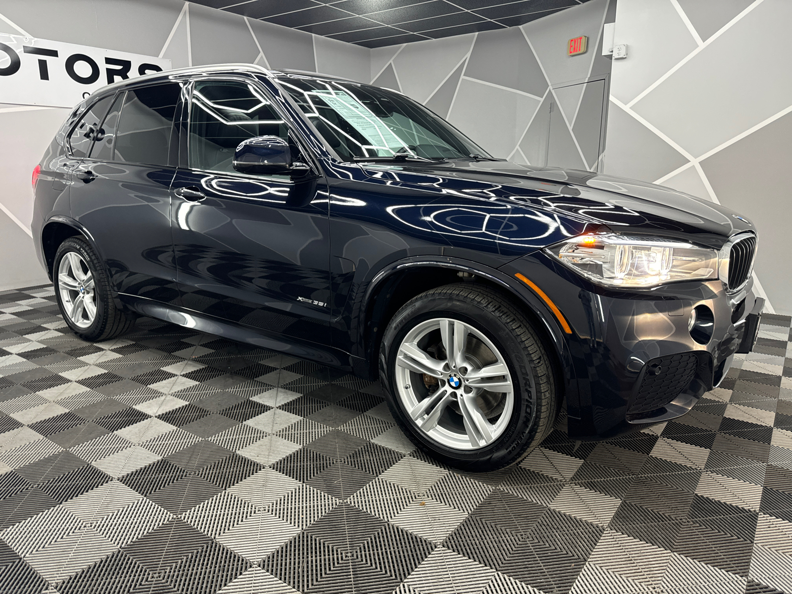 2017 BMW X5  12