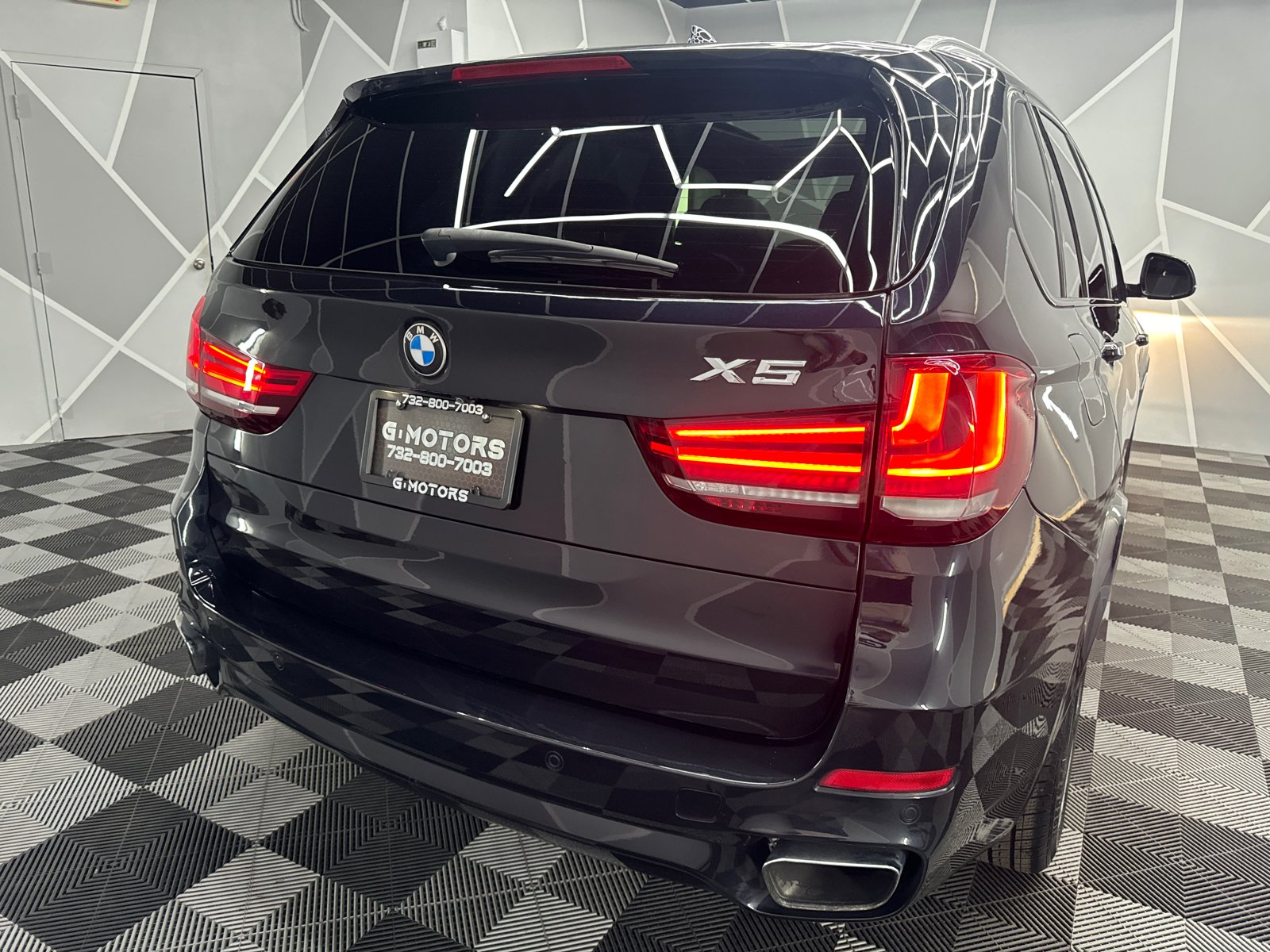 2017 BMW X5 xDrive35i Sport Utility 4D 8