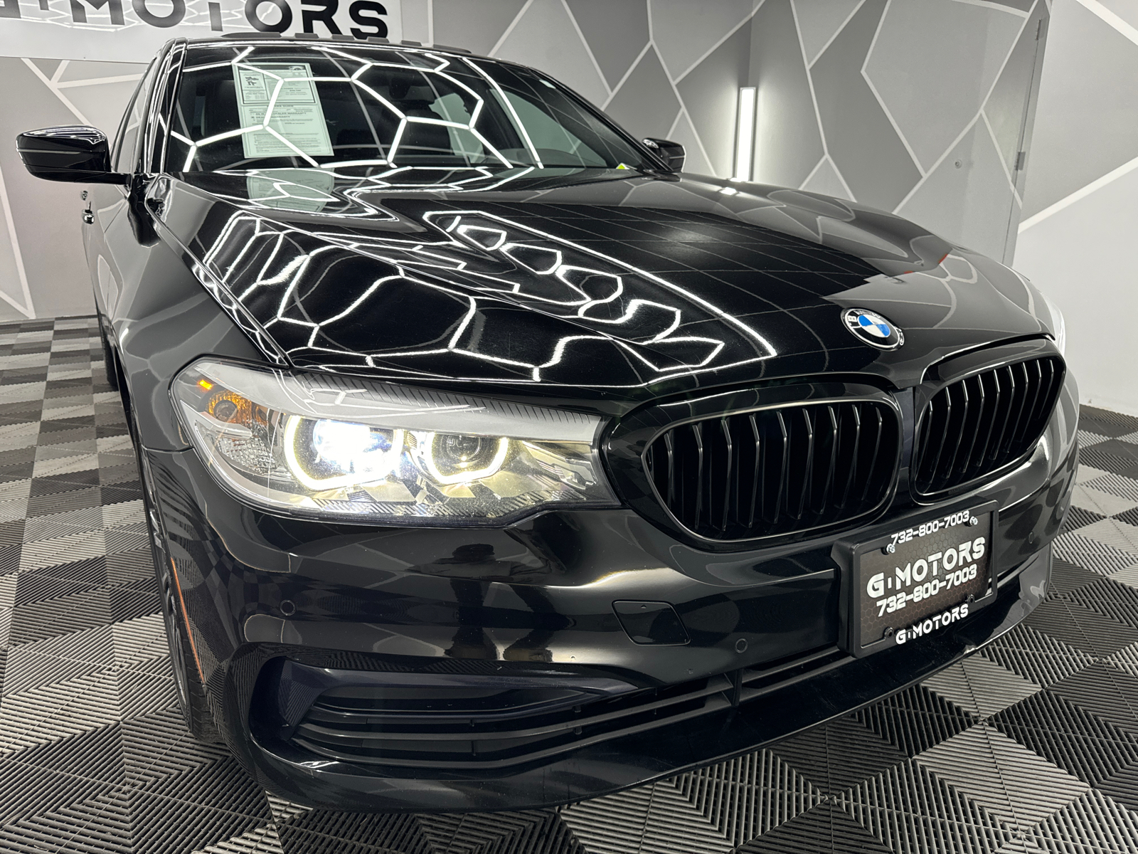 2019 BMW 5 Series 530i xDrive Sedan 4D 14