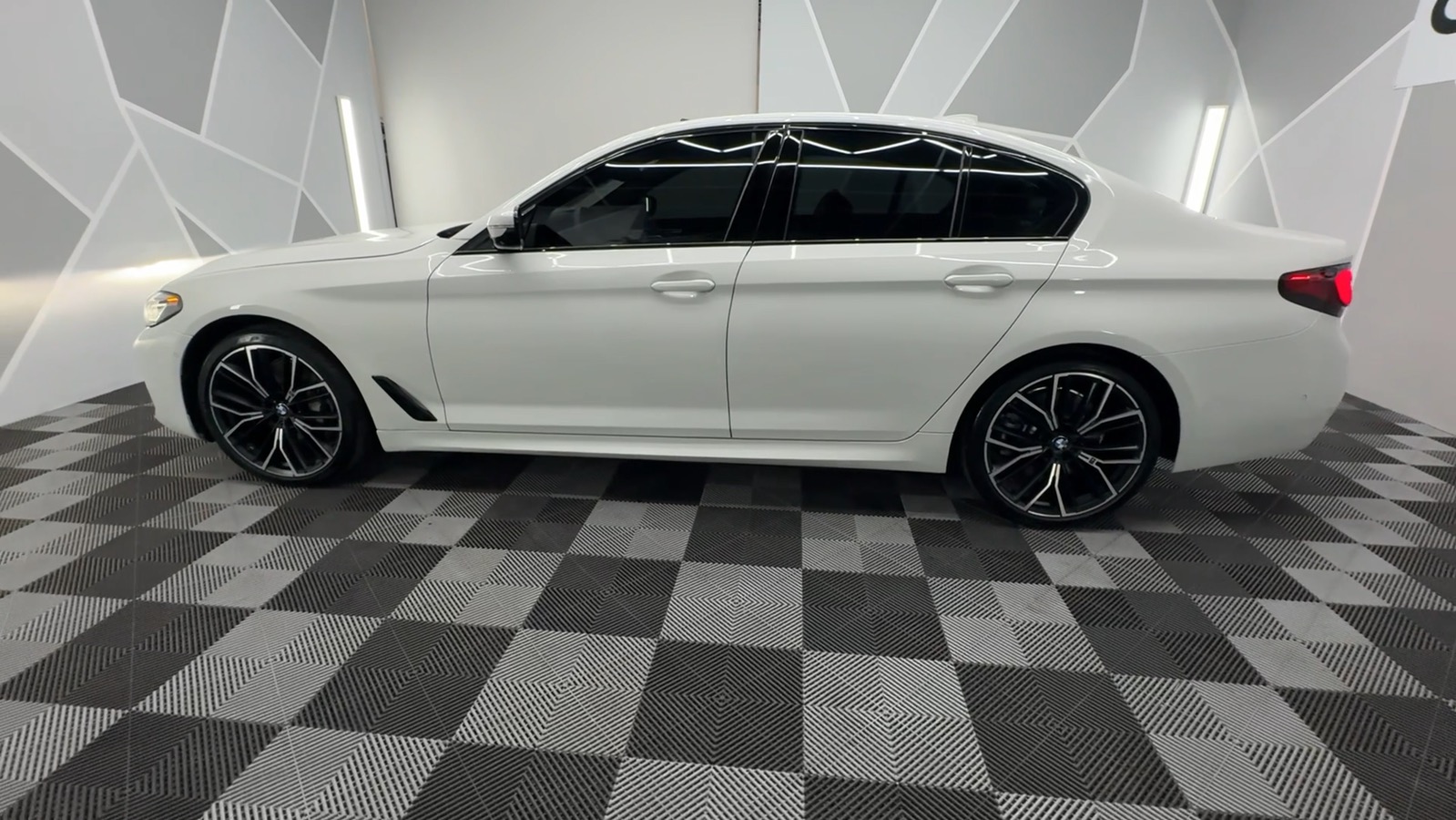 2021 BMW 5 Series 540i xDrive Sedan 4D 4