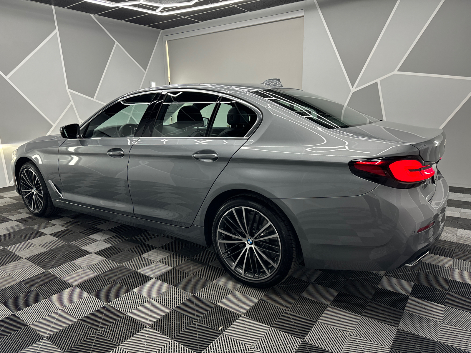 2023 BMW 5 Series 540i Sedan 4D 4