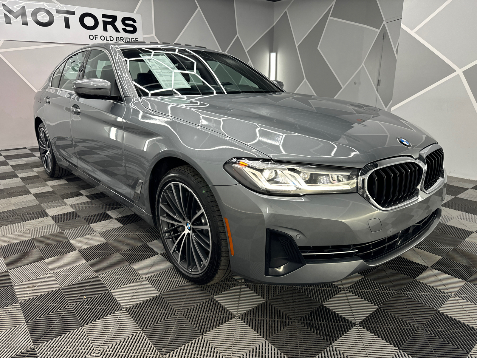 2023 BMW 5 Series 540i Sedan 4D 13