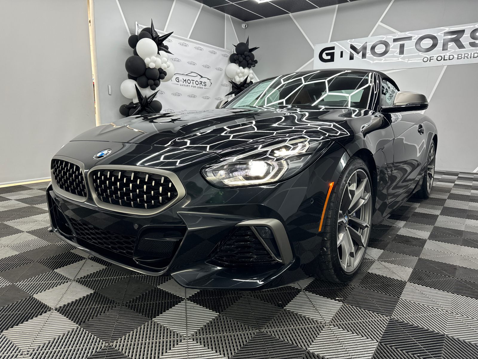 2022 BMW Z4 sDrive M40i Roadster 2D 1