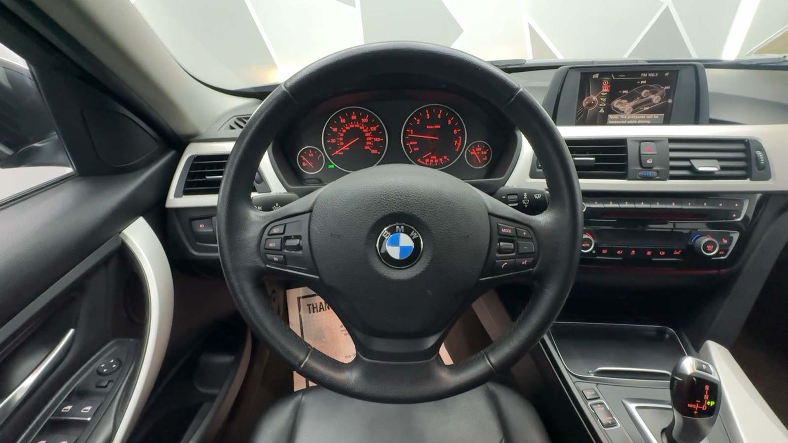 2016 BMW 3 Series 320i xDrive Sedan 4D 44