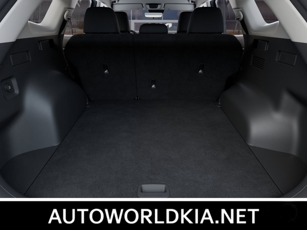 2023 Kia Sportage Hybrid LX 17
