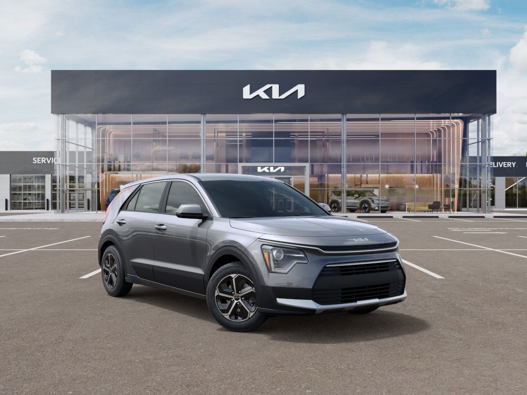 2025 Kia Niro LX 8