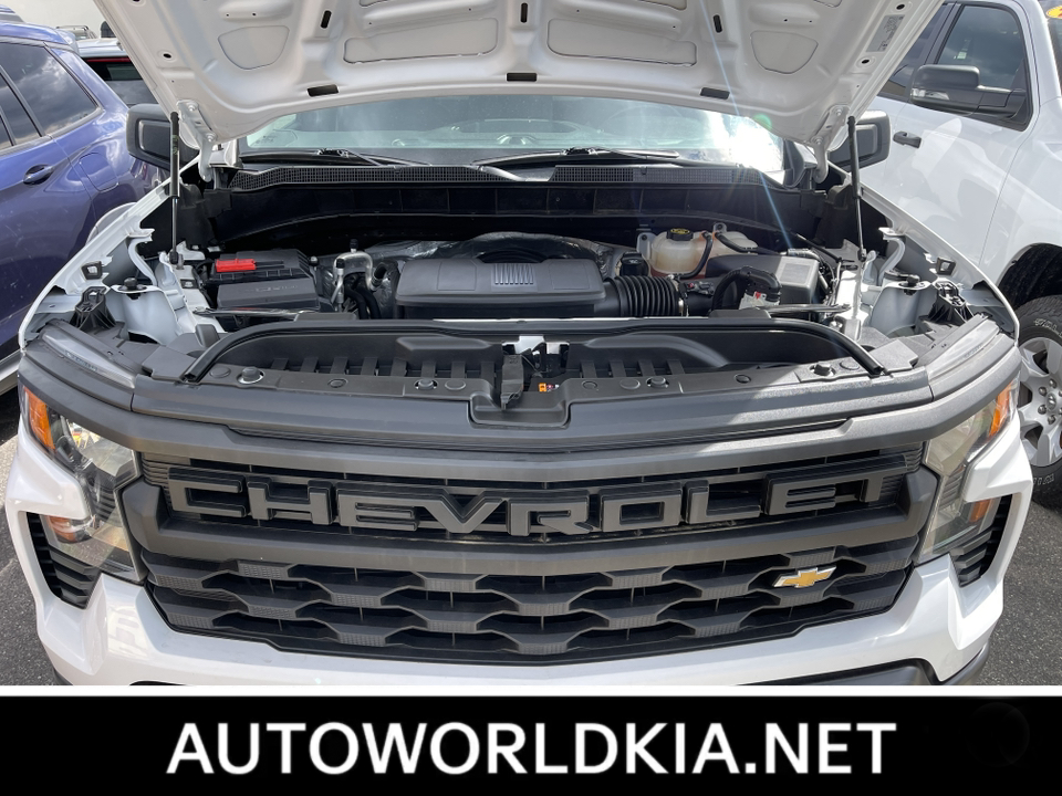 2022 Chevrolet Silverado 1500 WT 17