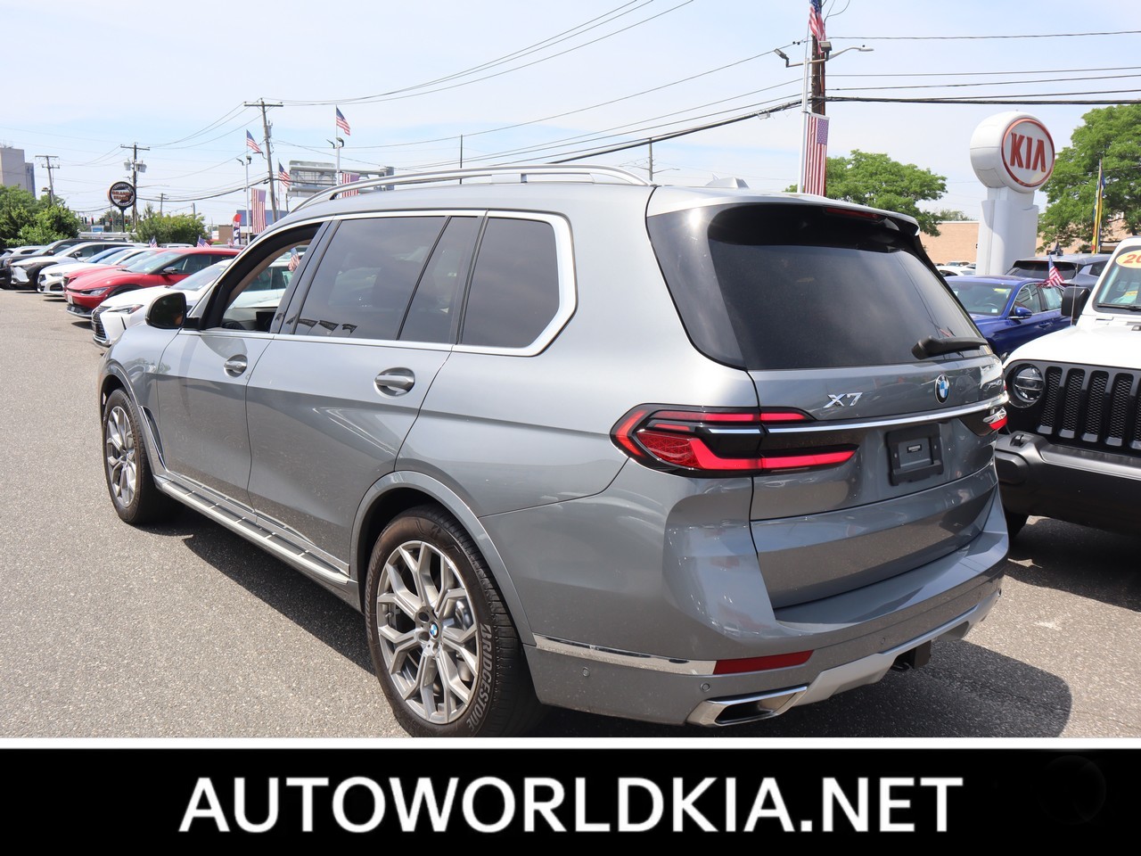 2023 BMW X7 xDrive40i 6