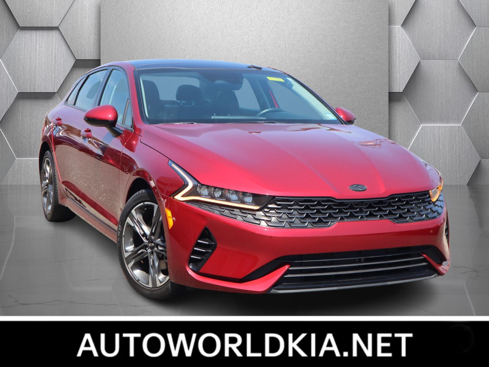 2021 Kia K5 EX 1