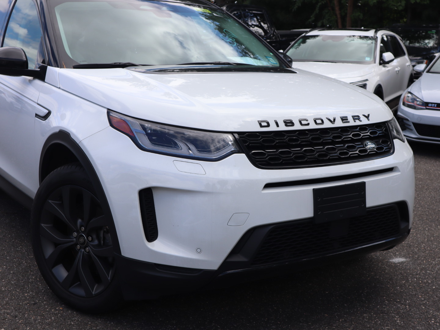 2023 Land Rover Discovery Sport SE 2