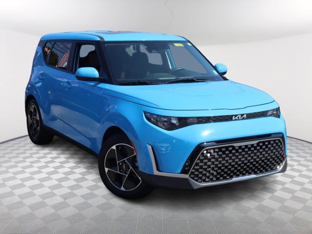 2023 Kia Soul EX 1