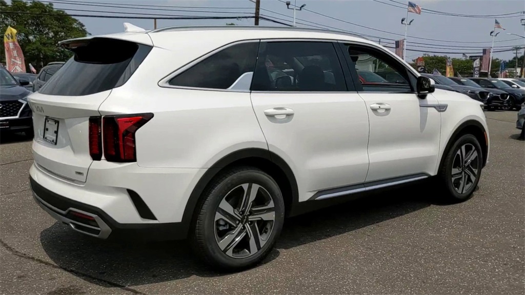 2023 Kia Sorento Hybrid EX 8