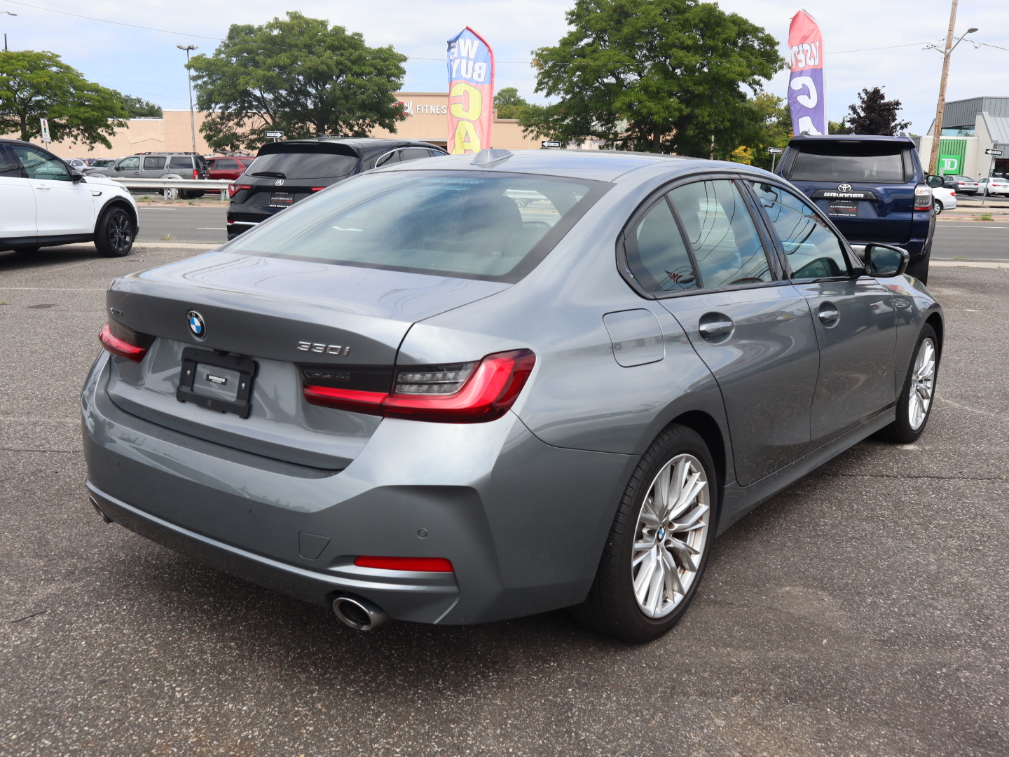 2023 BMW 3 Series 330i xDrive 5