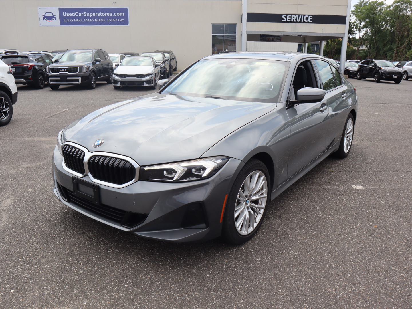 2023 BMW 3 Series 330i xDrive 9