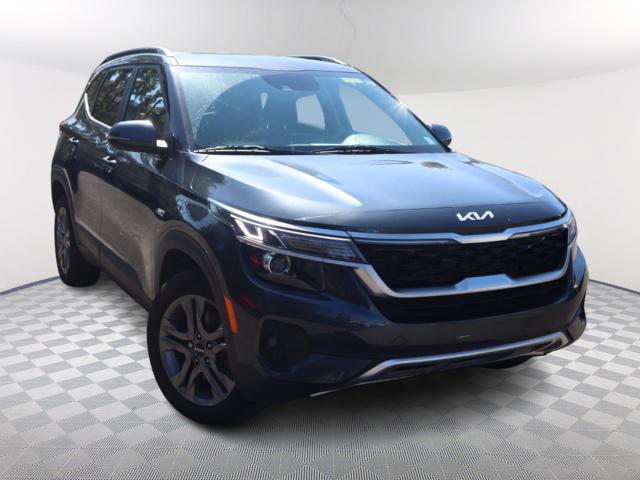 2022 Kia Seltos S 1