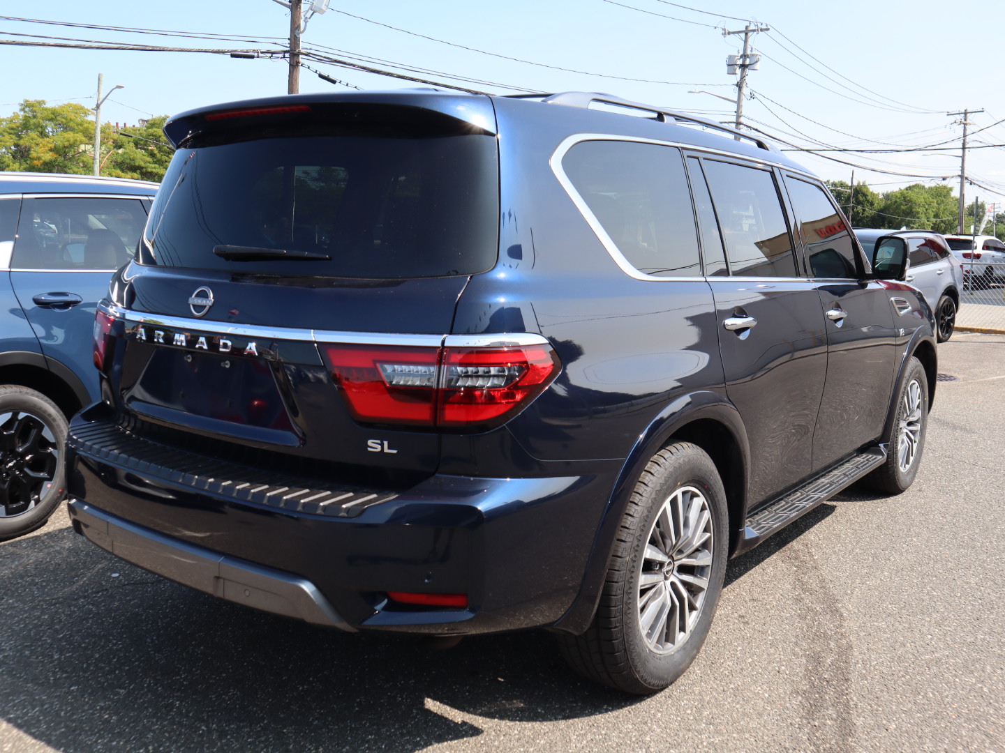 2021 Nissan Armada SL 5