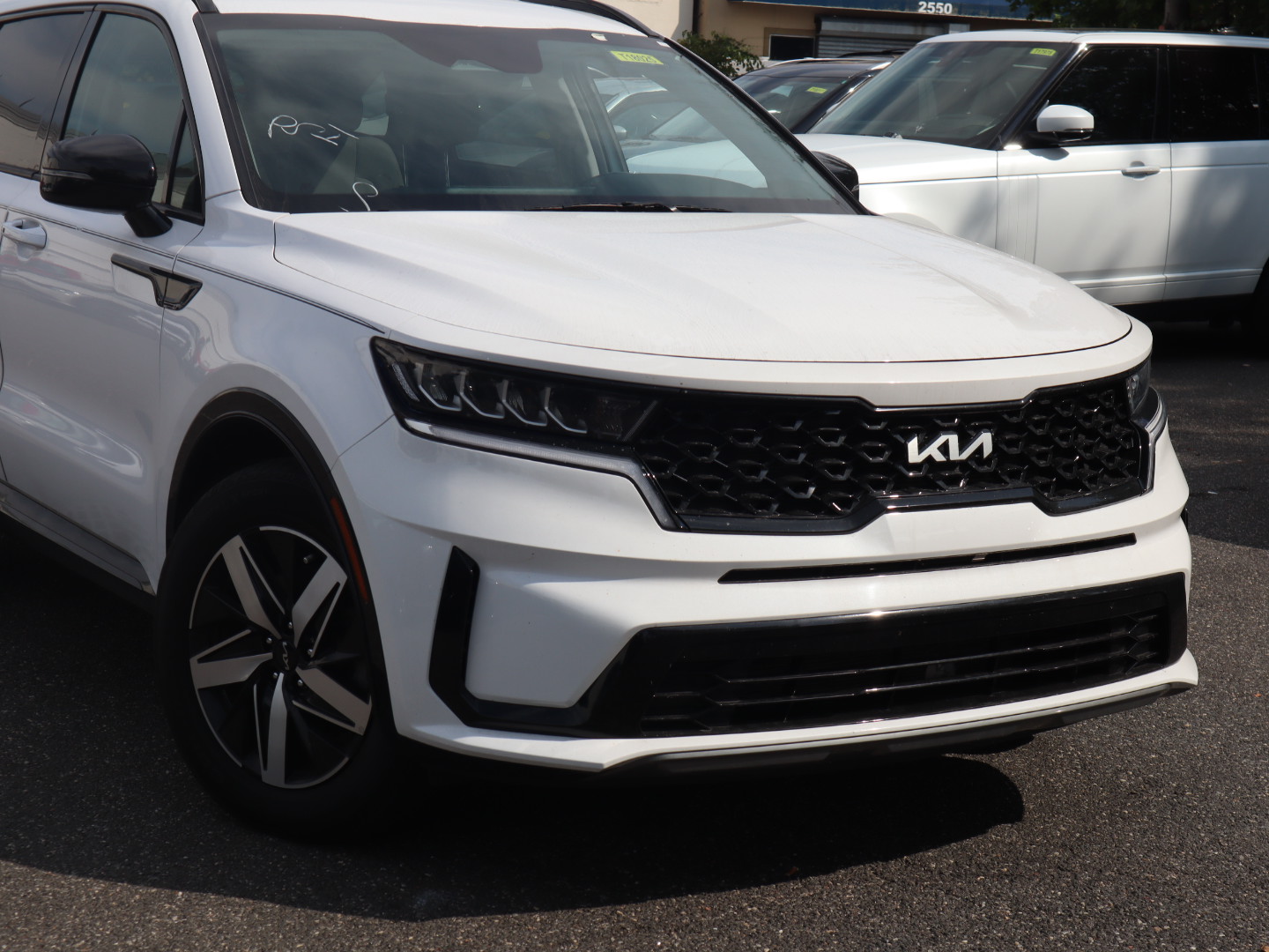 2022 Kia Sorento S 2