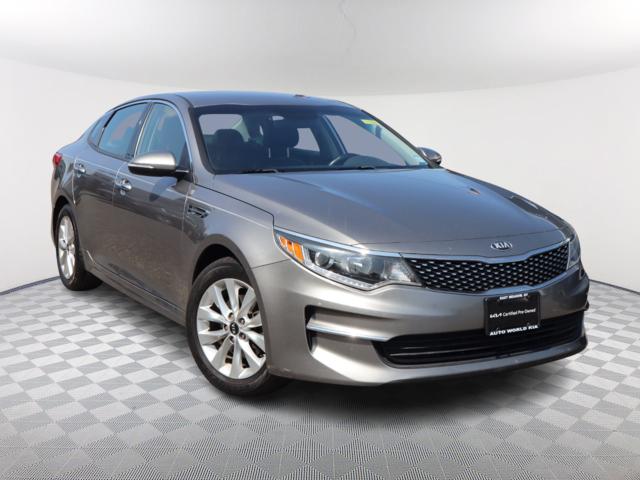 2018 Kia Optima EX 1