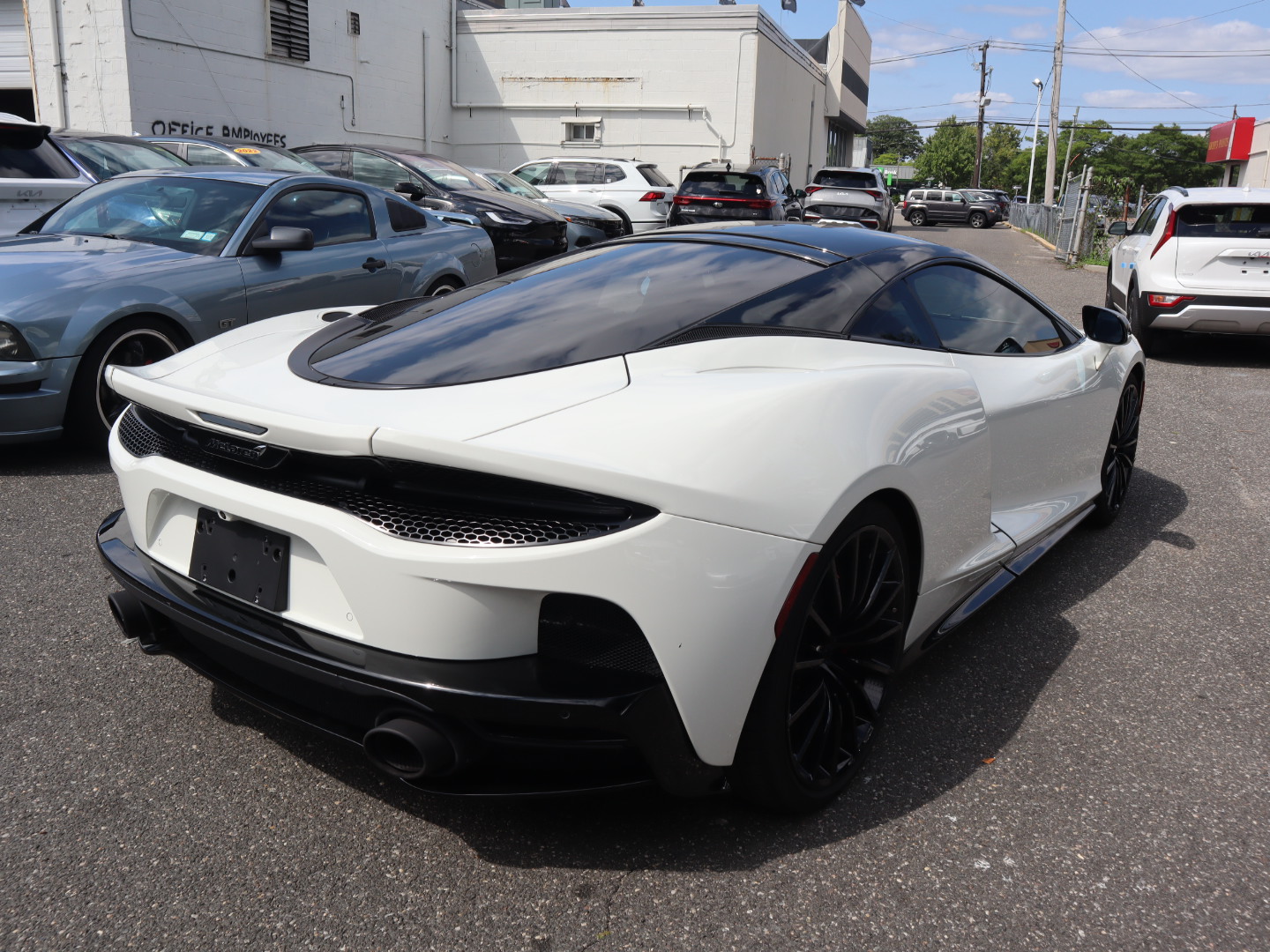 2021 McLaren GT Base 9