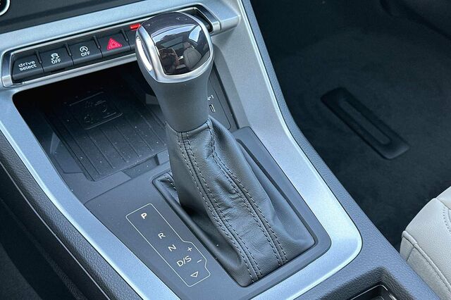 2023 Audi Q3 Premium Plus 4D Sport Utility 19