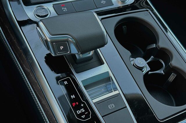 2023 Audi Q8 4D Sport Utility 20