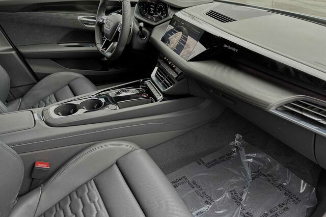 2024 Audi RS e-tron GT Base 4D Sedan 13