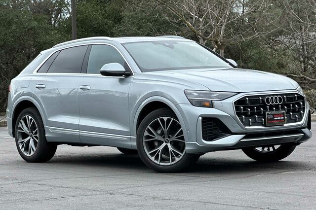 2024 Audi Q8 4D Sport Utility 2