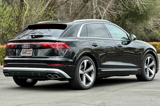 2024 Audi SQ8 4D Sport Utility 5