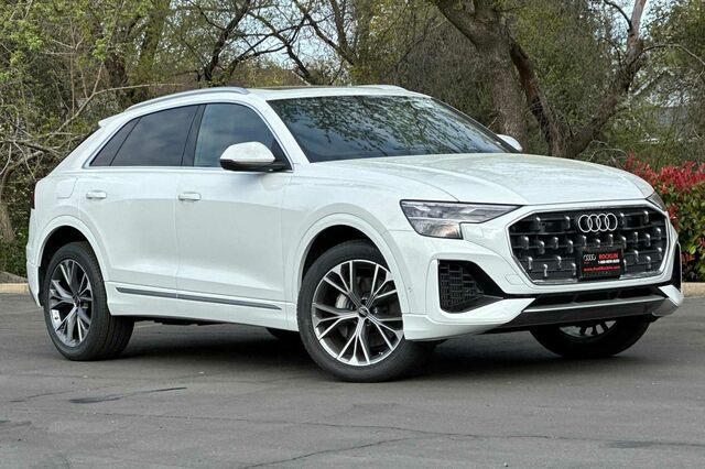 2024 Audi Q8 4D Sport Utility 2