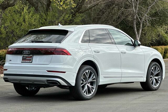 2024 Audi Q8 4D Sport Utility 5