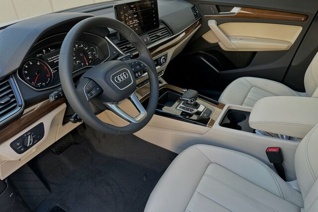 2024 Audi Q5 4D Sport Utility 8