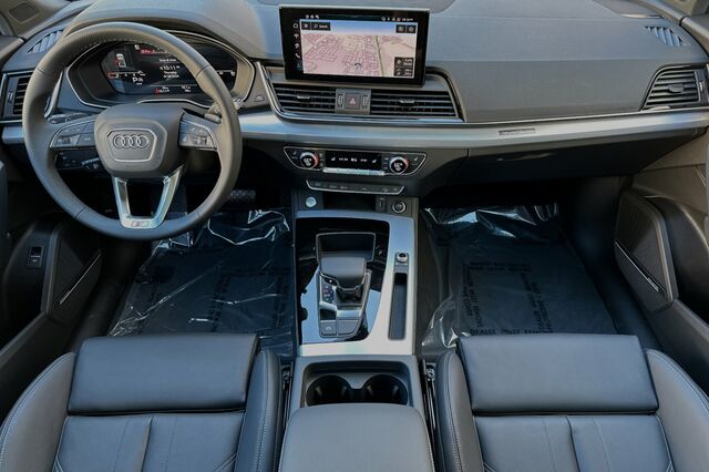 2024 Audi Q5 45 S line Premium Plus 4D Sport Utility 11