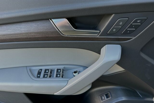 2024 Audi Q5 4D Sport Utility 9