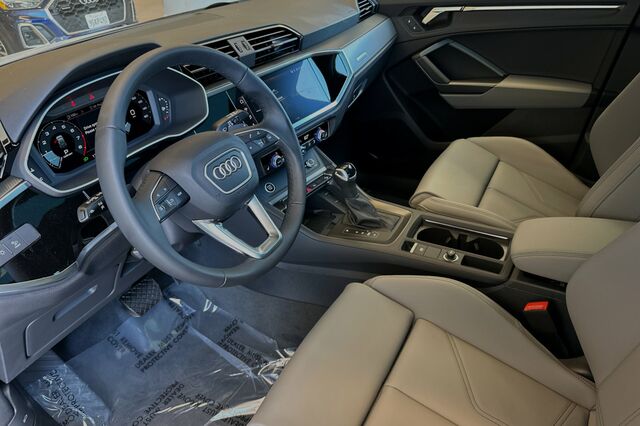 2024 Audi Q3 Premium 4D Sport Utility 8