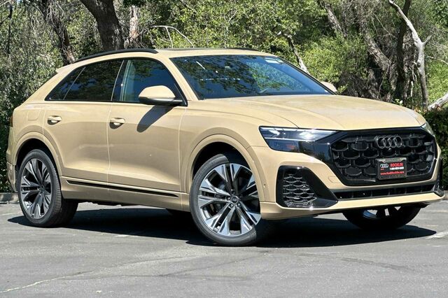 2024 Audi Q8 4D Sport Utility 2