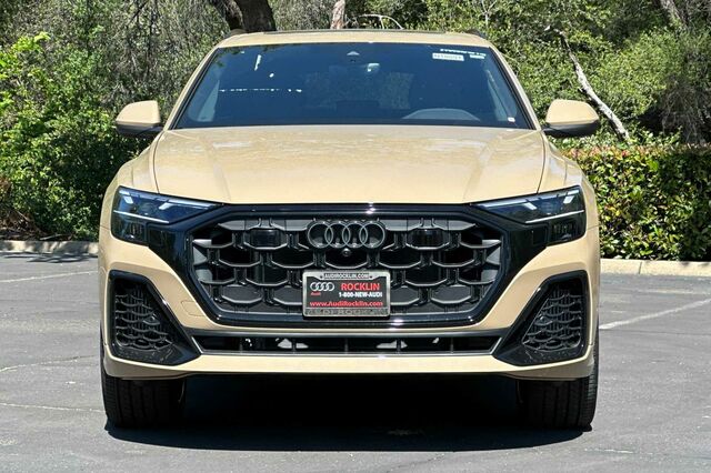 2024 Audi Q8 4D Sport Utility 3